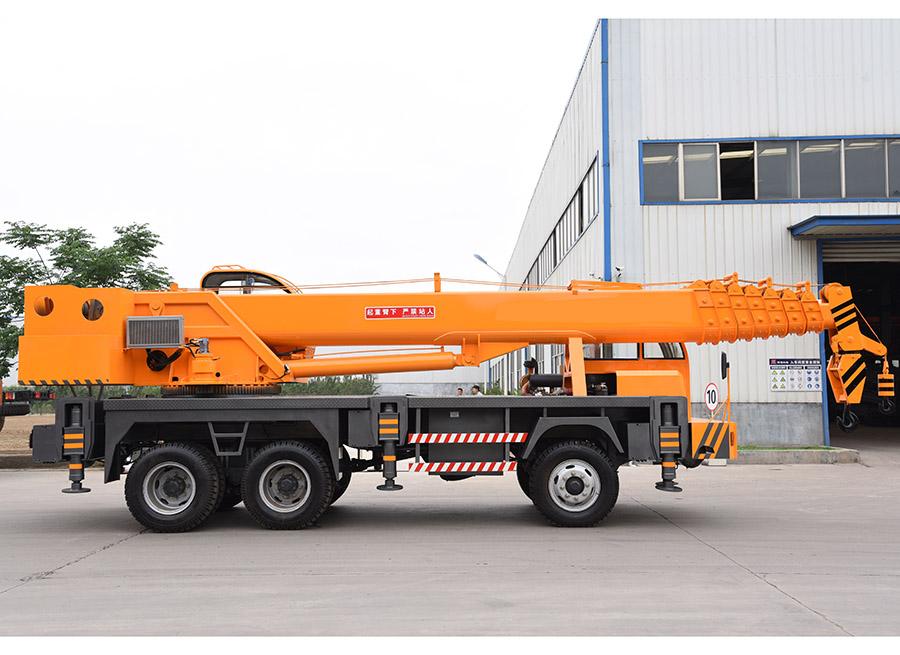 18吨自制吊车-新款