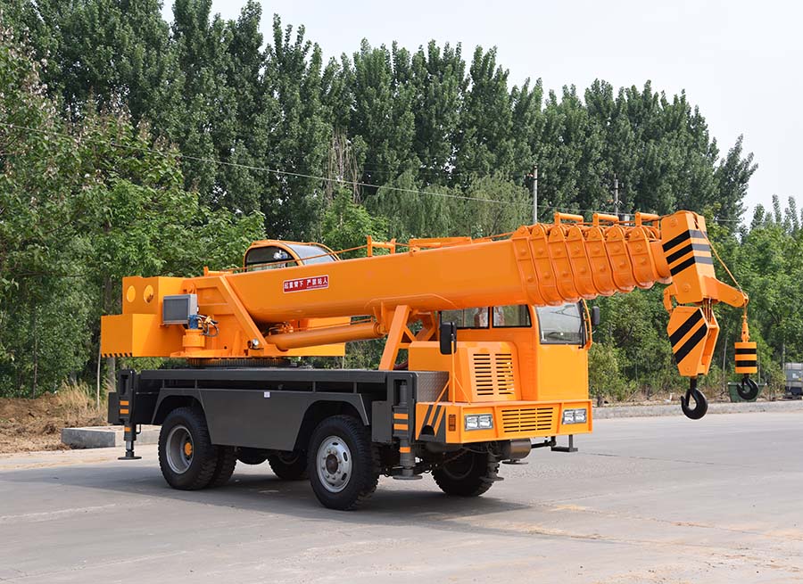 16吨自制吊车-黄