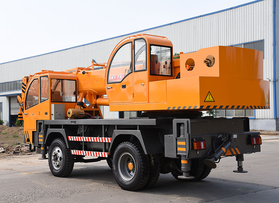 16吨自制吊车-黄