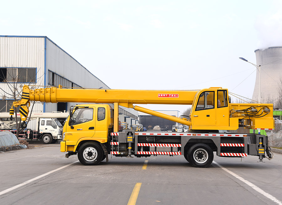 16吨汽车吊福田内走绳