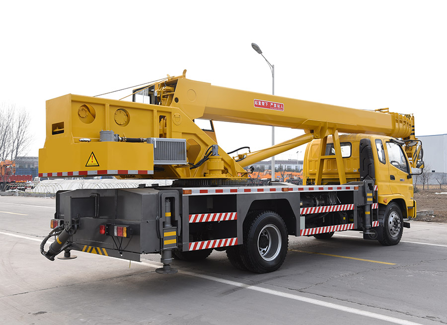 16吨汽车吊福田内走绳