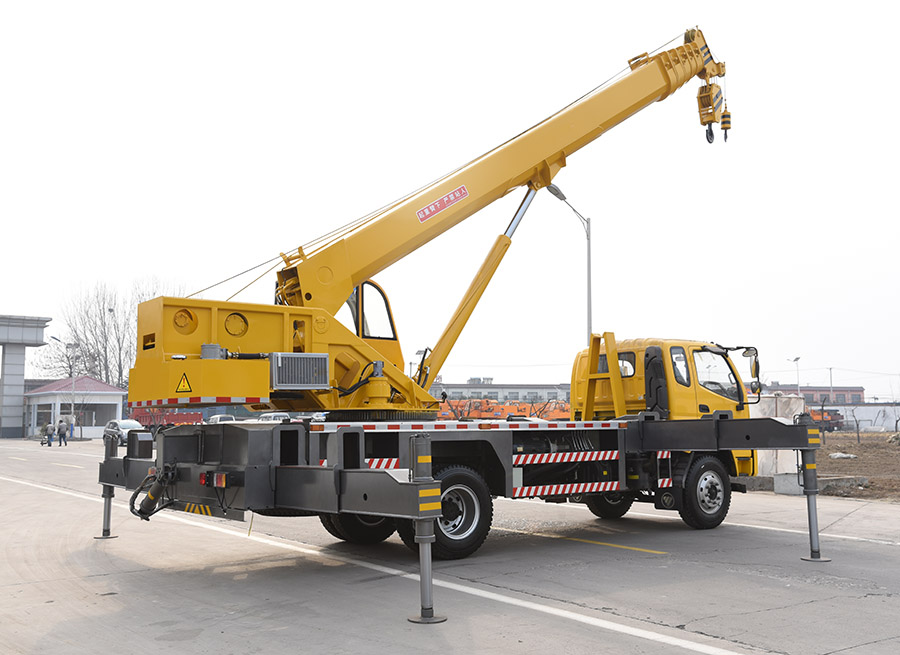 16吨汽车吊福田内走绳