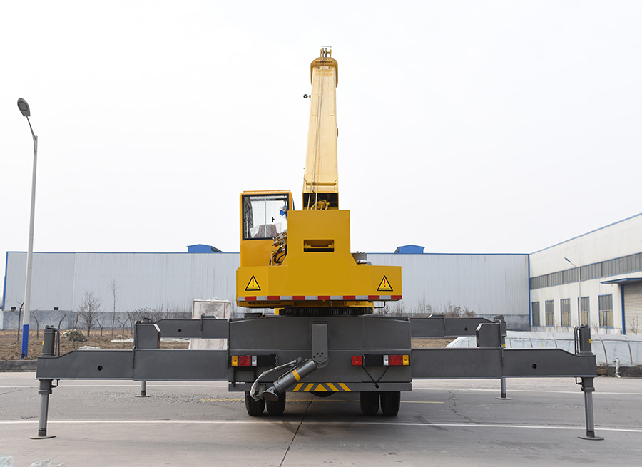 16吨汽车吊福田内走绳