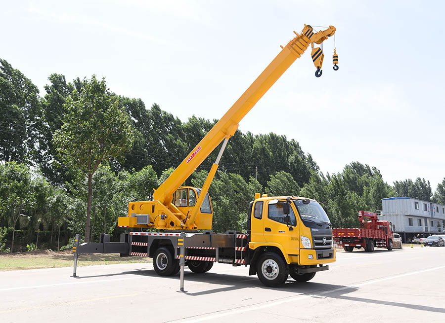 16吨福田内走绳