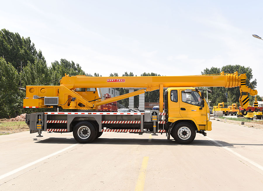 16吨福田内走绳