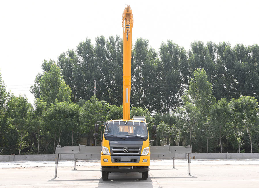 16吨福田140内走绳