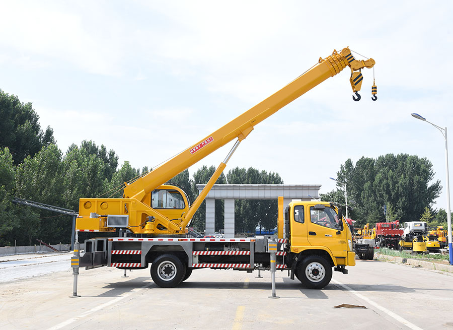 16吨福田140内走绳