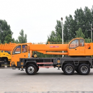 18吨自制吊车-新款