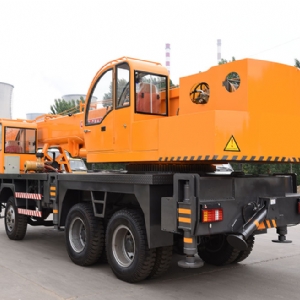 18吨自制吊车-新款