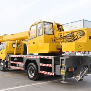 16吨汽车吊福田内走绳