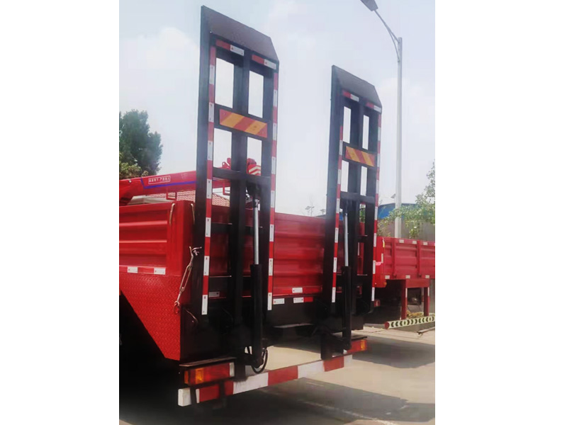 16吨随车吊（带爬梯）