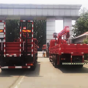 16吨随车吊（带爬梯）