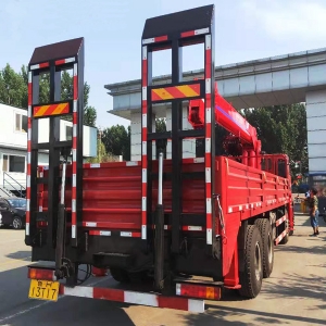 16吨随车吊（带爬梯）